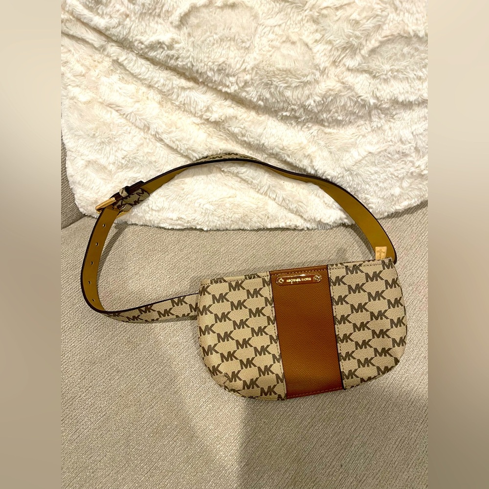 MICHAEL KORS WAIST BAG